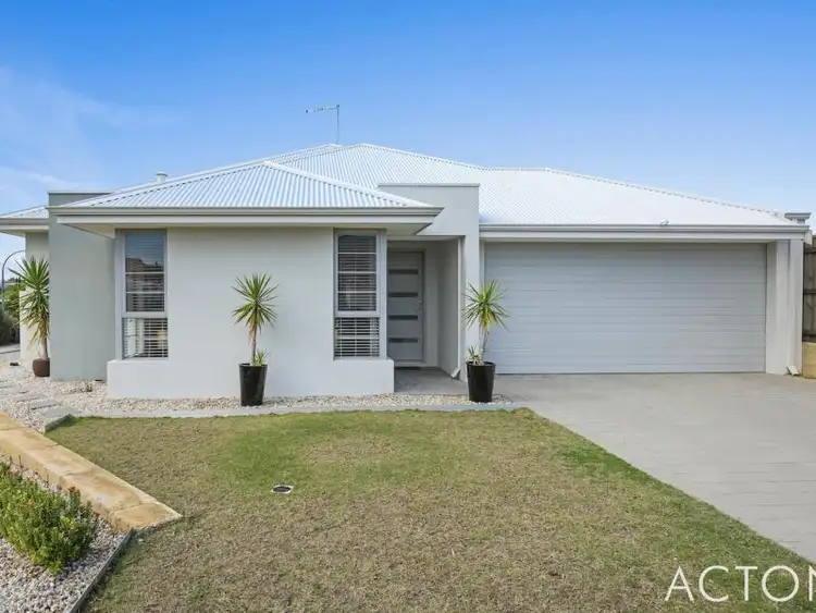 Second view of Homely house listing, 16 Cruentas Way, Halls Head WA 6210