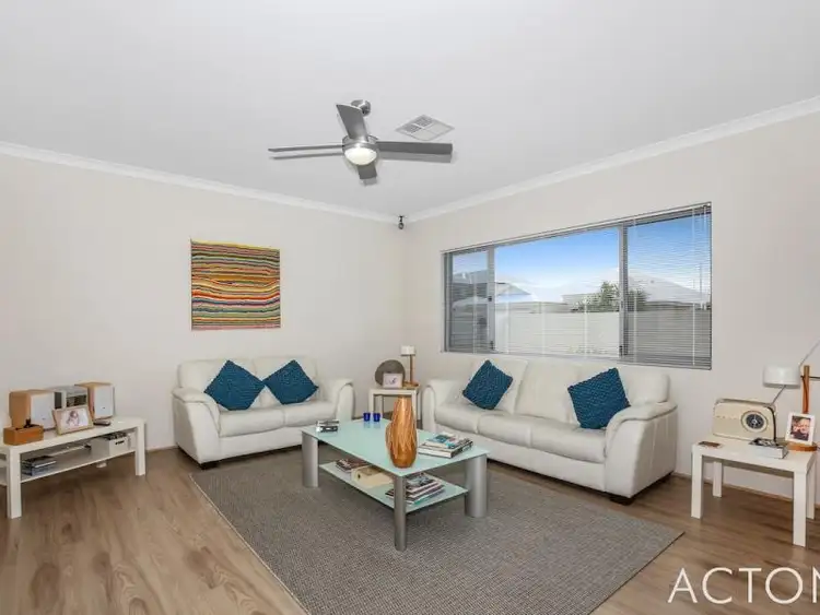 Fifth view of Homely house listing, 16 Cruentas Way, Halls Head WA 6210