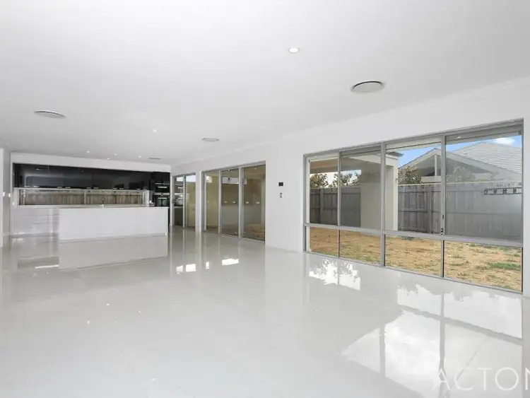 Sixth view of Homely house listing, 6 Jennerae Bend, Halls Head WA 6210