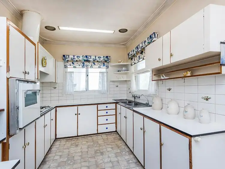 Sixth view of Homely house listing, 5 Acacia Way, Duncraig WA 6023