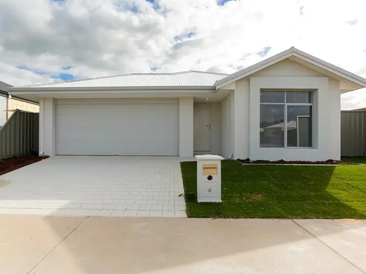 4 Wonnich Street, Byford WA 6122