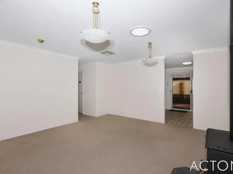 Fifth view of Homely unit listing, 2/28 Moat Street, Mandurah WA 6210