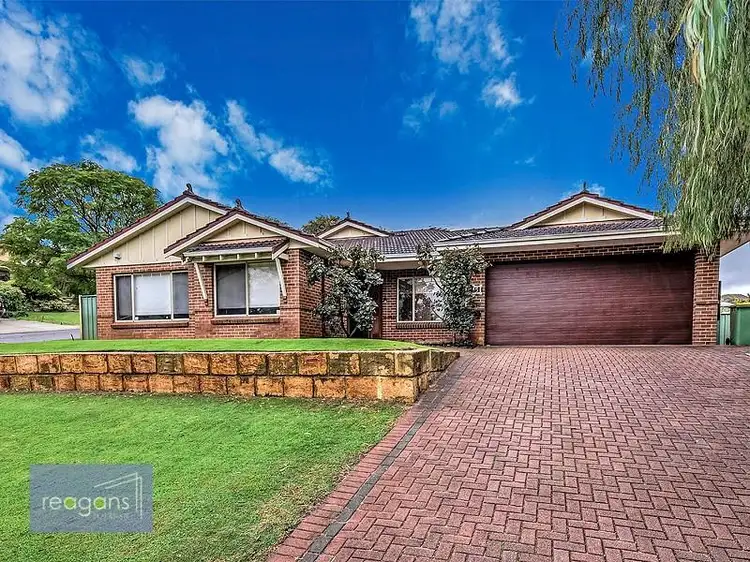 5 Stenton Corner, Leeming WA 6149