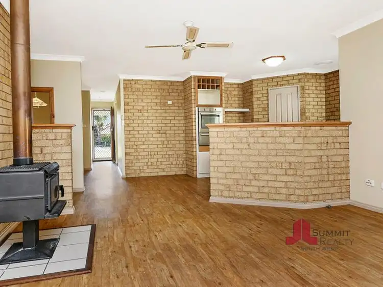 Second view of Homely house listing, 10 Waxflower Place, Eaton WA 6232