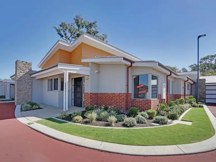 71/3A Moolanda Boulevard, Kingsley WA 6026