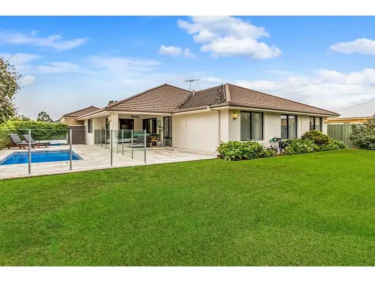 16 Kemp Court, Helena Valley WA 6056