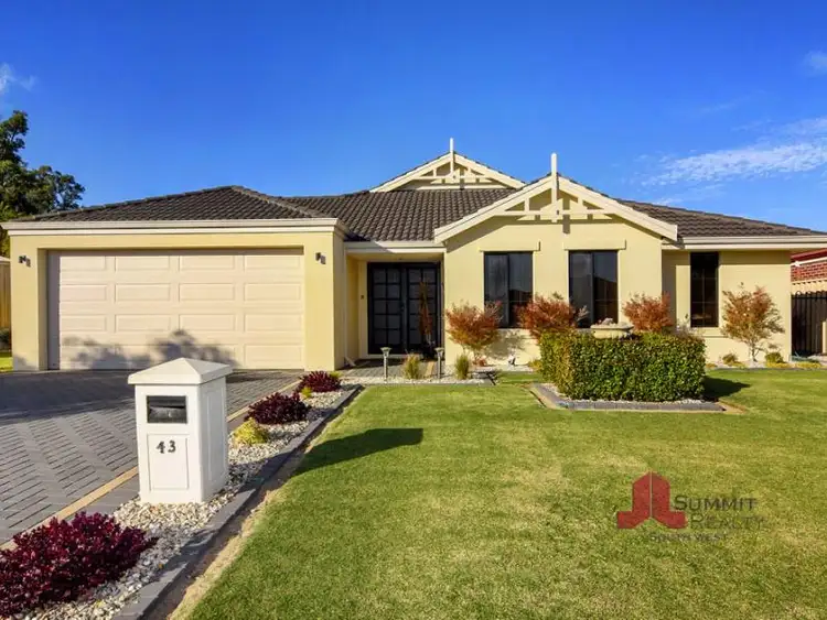 43 Lawson Rd, Dalyellup WA 6230