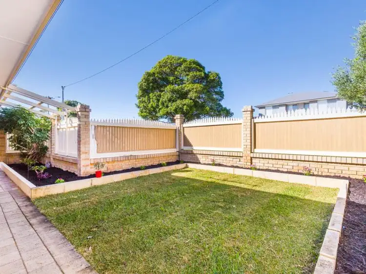 Second view of Homely house listing, 1/101 Zenobia Street, Palmyra WA 6157