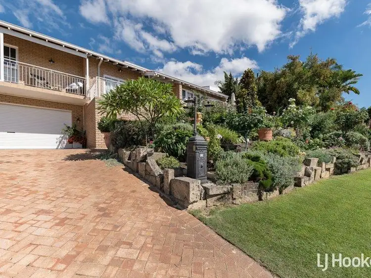 11 Timbrell Way, Leeming WA 6149