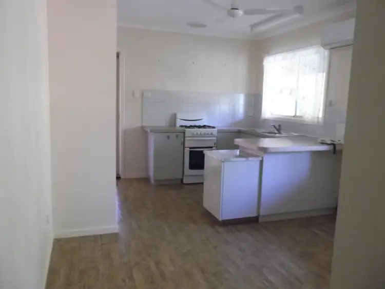 Seventh view of Homely house listing, 2 Ellery Place, Toodyay WA 6566
