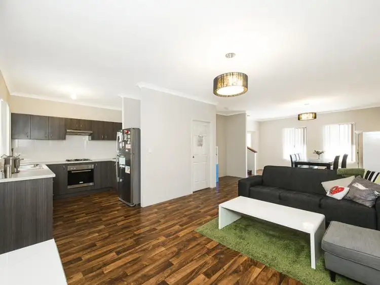 Sixth view of Homely townhouse listing, 2/42 McGlinn Way, Cloverdale WA 6105