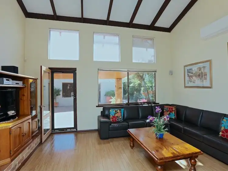 Seventh view of Homely house listing, 1 Fermoy Close, Waterford WA 6152