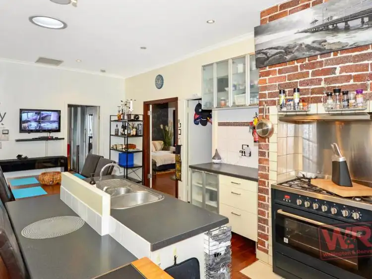 15 Stanley Street, Mount Melville WA 6330
