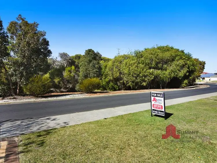 Second view of Homely house listing, 4 Polwarth Cct, Eaton WA 6232
