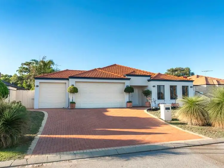 14 Kerlin Way, Carramar WA 6031