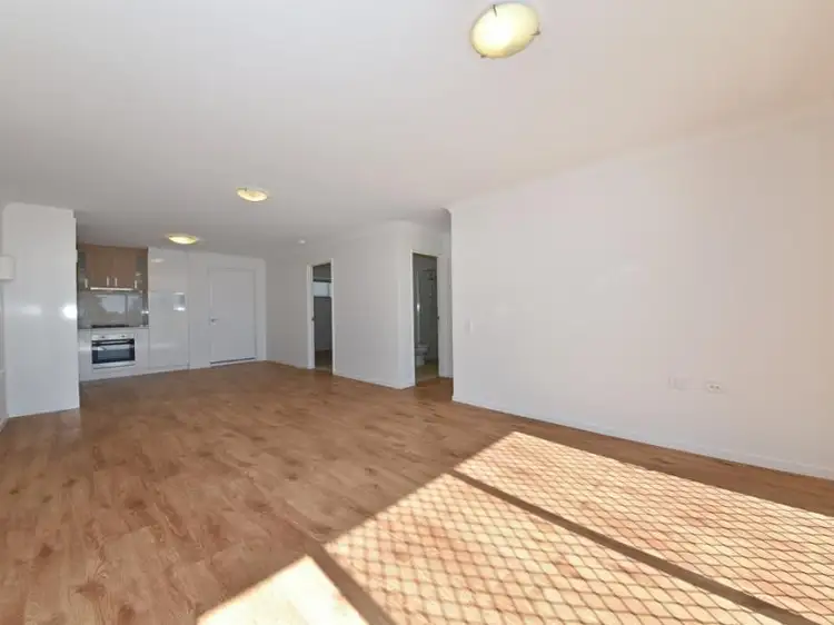 Unit 6, 24 Haverhill Road, Butler WA 6036