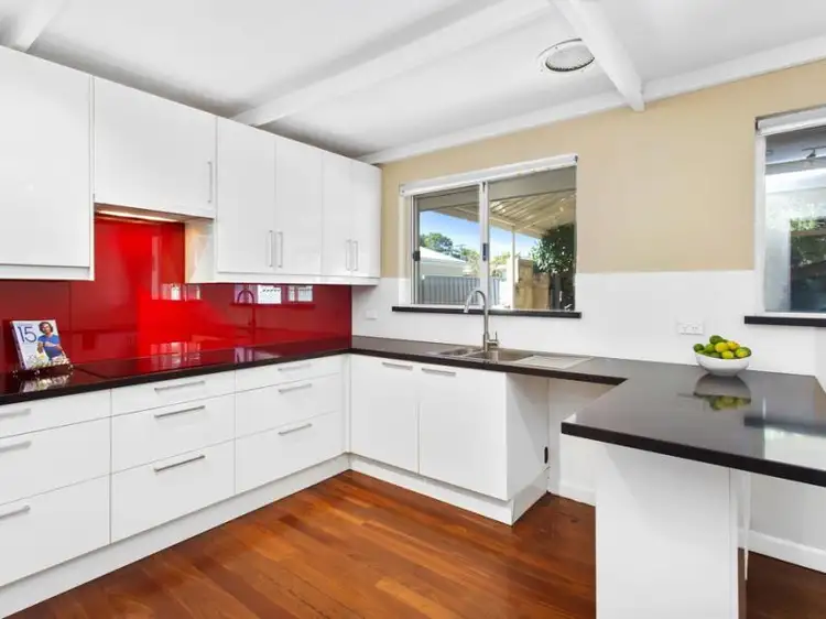 Sixth view of Homely house listing, 280 Kew Street, Cloverdale WA 6105
