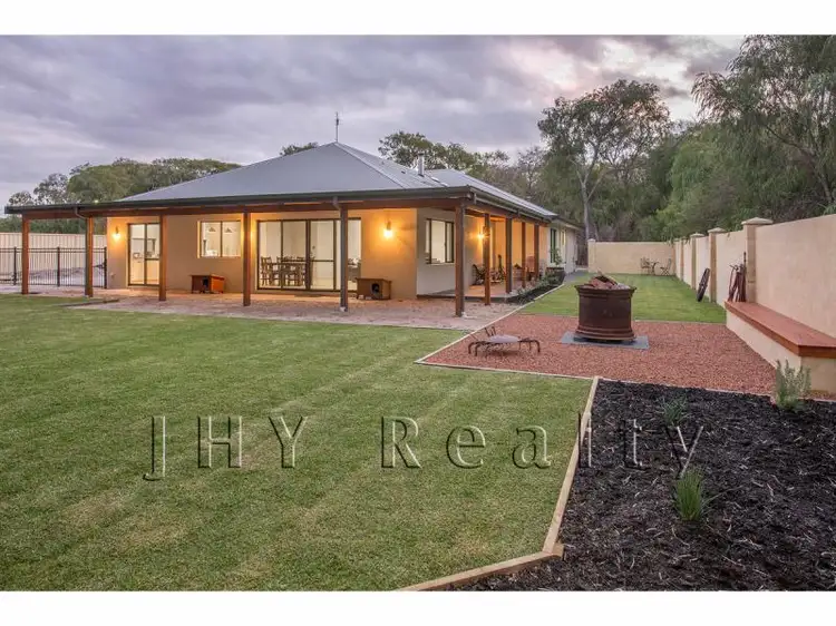 3 Macquarie Pass, Abbey WA 6280