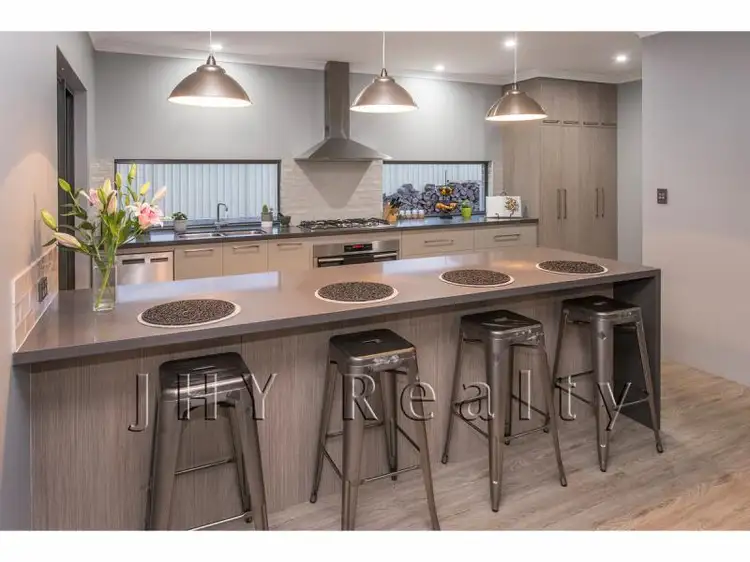 Second view of Homely house listing, 3 Macquarie Pass, Abbey WA 6280