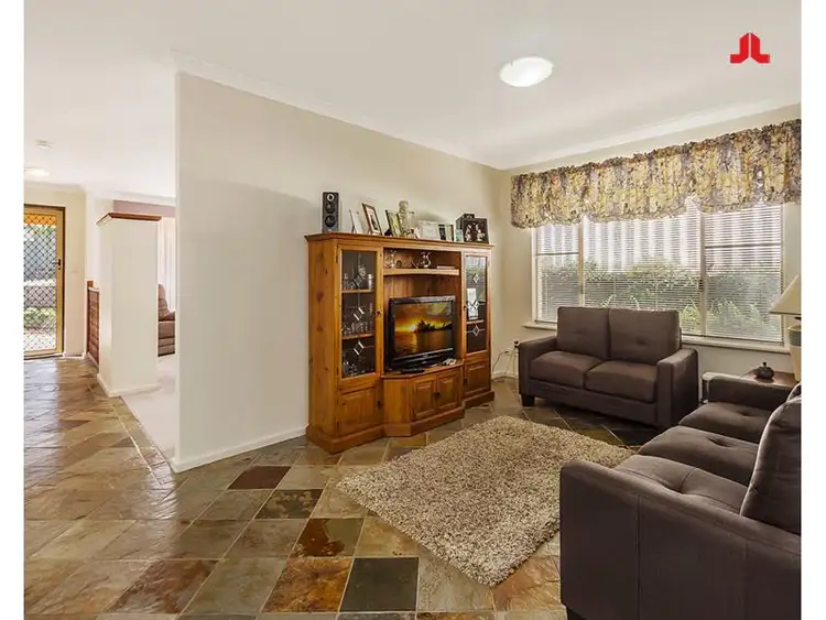 Fifth view of Homely house listing, 4 Gun Court, Leda WA 6170