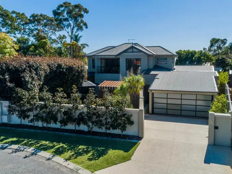 Second view of Homely house listing, 5 Maplin Place, Rossmoyne WA 6148