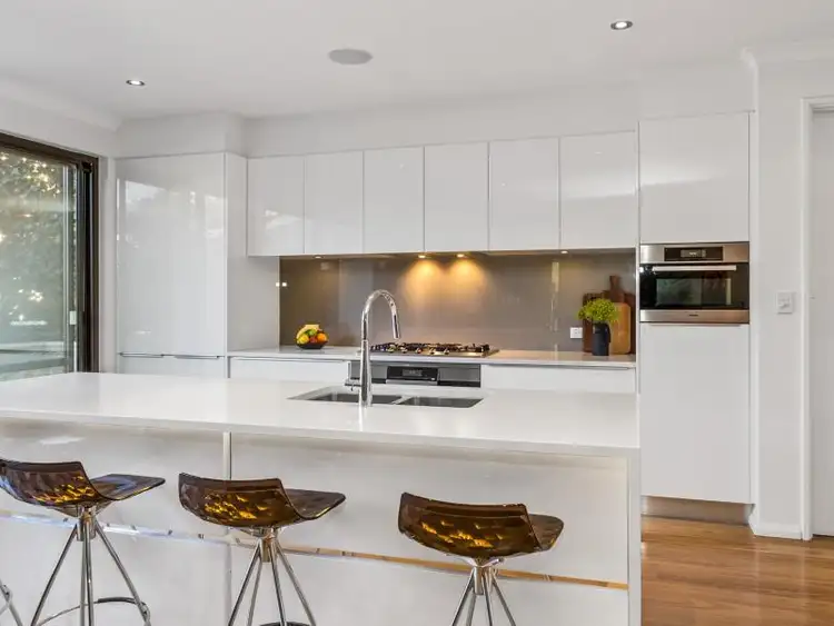 Seventh view of Homely house listing, 5 Maplin Place, Rossmoyne WA 6148