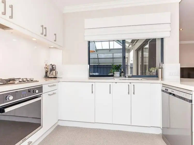 Sixth view of Homely house listing, 16/20 Coolangatta Retreat, Hillarys WA 6025