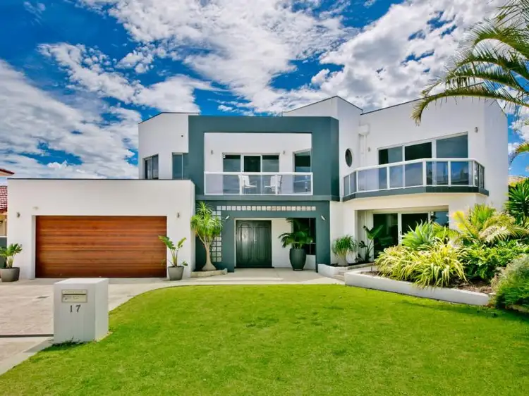17 Manakoora Rise, Sorrento WA 6020