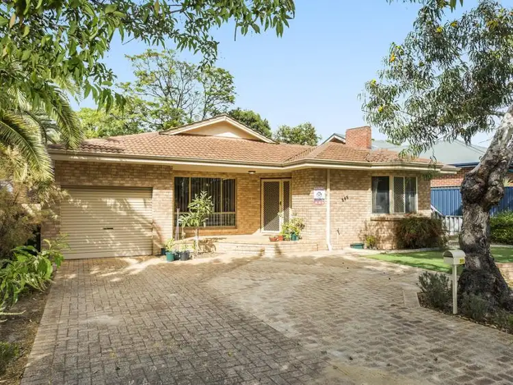 393 Marmion Street, Melville WA 6156