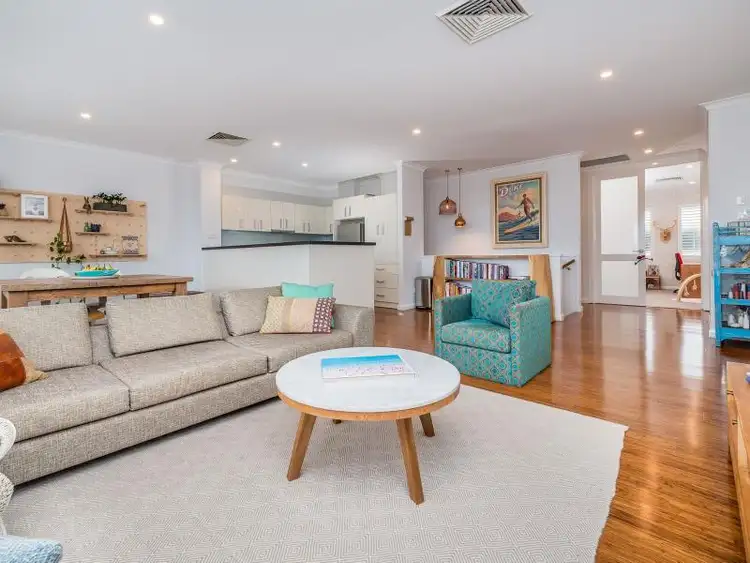 9/112 Flora Terrace, North Beach WA 6020