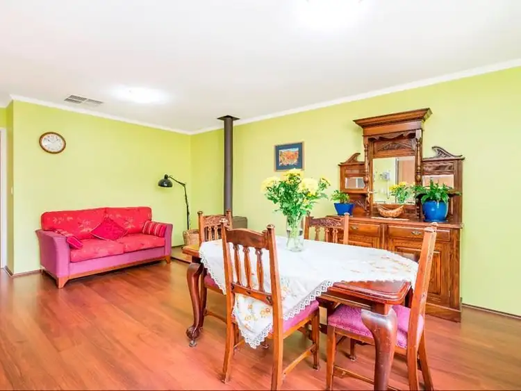 Fifth view of Homely house listing, 2 Farmview Place, Bibra Lake WA 6163
