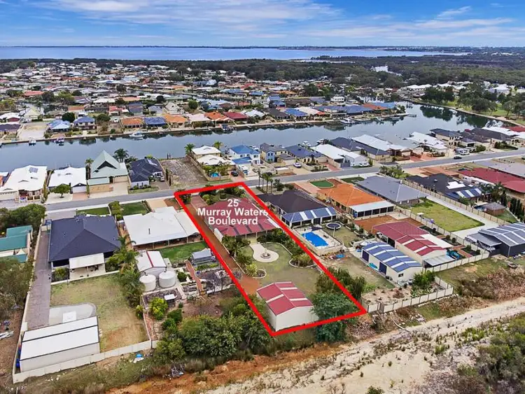 25 Murray Waters Boulevard, South Yunderup WA 6208