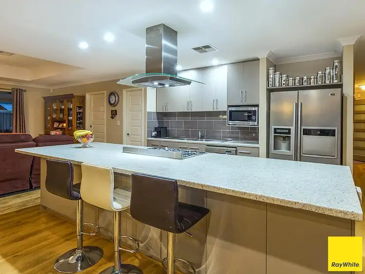 Seventh view of Homely house listing, 11 Tenterfield Green, Harrisdale WA 6112