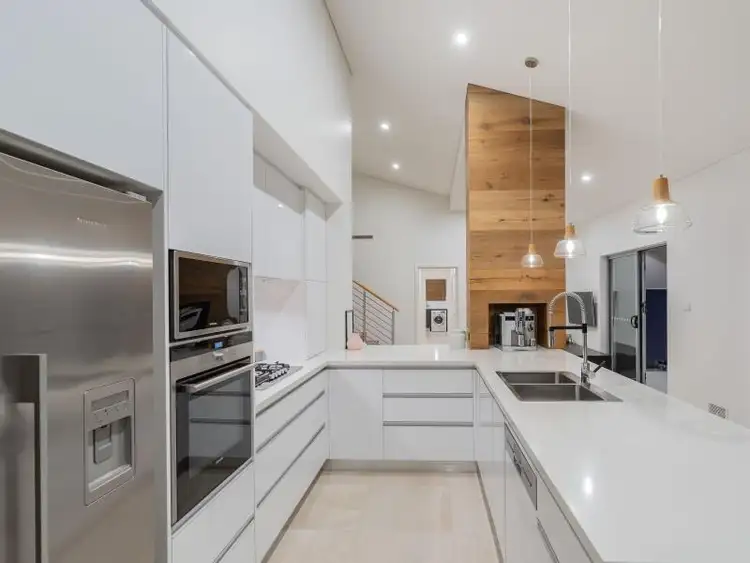39 Tresise Street, Carine WA 6020