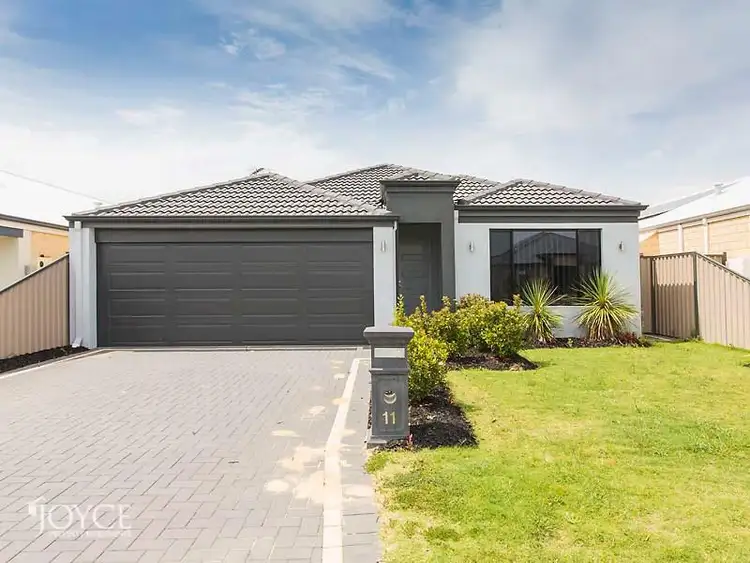 11 Passendale Crescent, Piara Waters WA 6112
