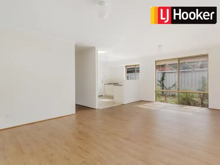 Seventh view of Homely house listing, 2 Zedora Loop, Port Kennedy WA 6172