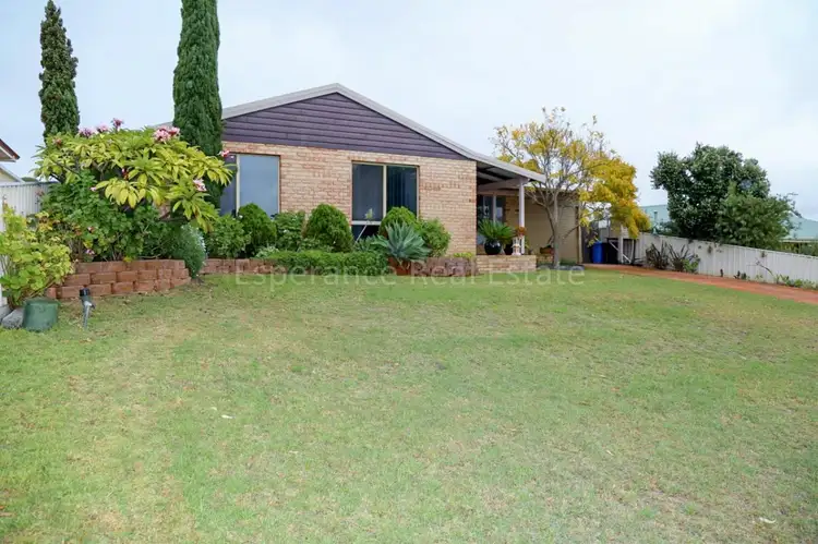 27 Magnolia Crescent, Castletown WA 6450