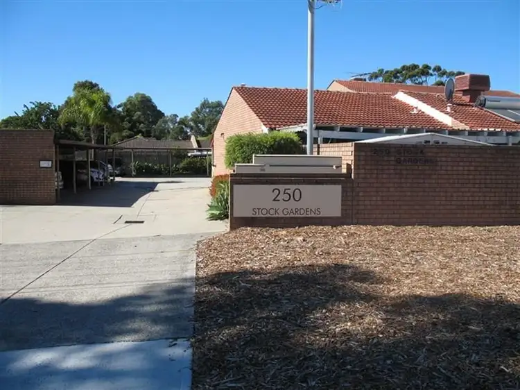 1/250 Stock Road, Willagee WA 6156