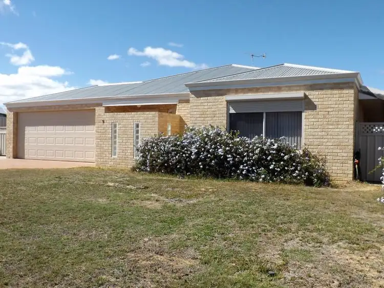 51 Lucraft  Loop, Ledge Point WA 6043