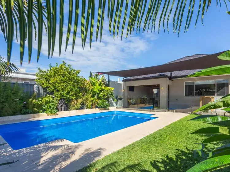 13A Pembroke Street, Bicton WA 6157