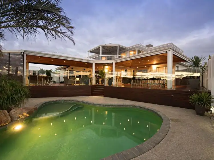 25 Cervantes Place, Sorrento WA 6020