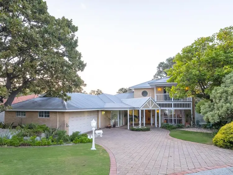 9 Grainger Drive, Mount Claremont WA 6010