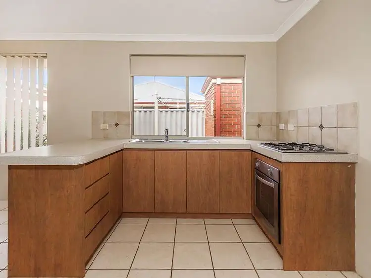 Seventh view of Homely unit listing, 8/4 Moreton Crescent, Warnbro WA 6169
