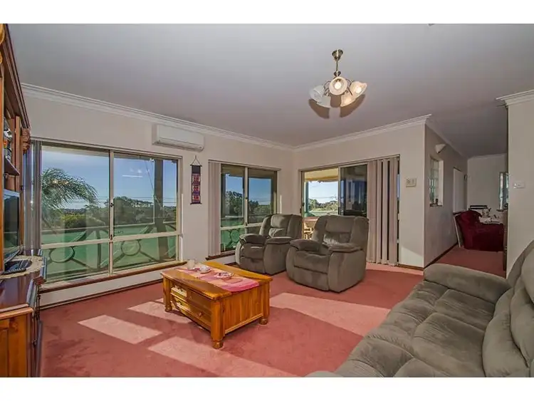 Fifth view of Homely house listing, 1/71 Killarney Street, Lamington WA 6430