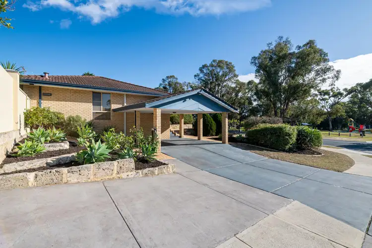 90 Pinnaroo Drive, Padbury WA 6025