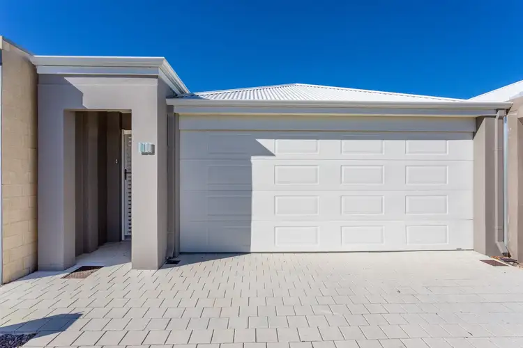 12 Oakbella Parade, Harrisdale WA 6112