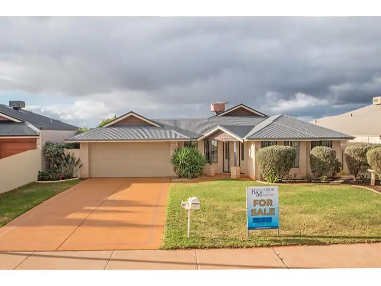 37 Smythe Drive, Broadwood WA 6430