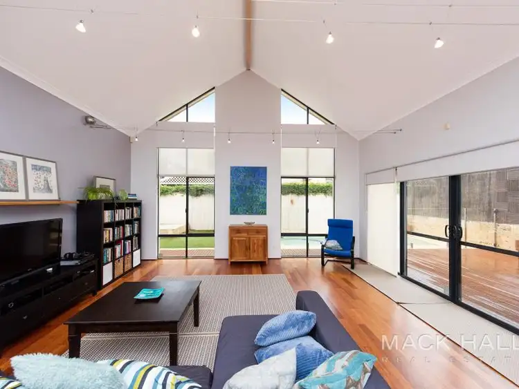 40 Quintilian Road, Mount Claremont WA 6010