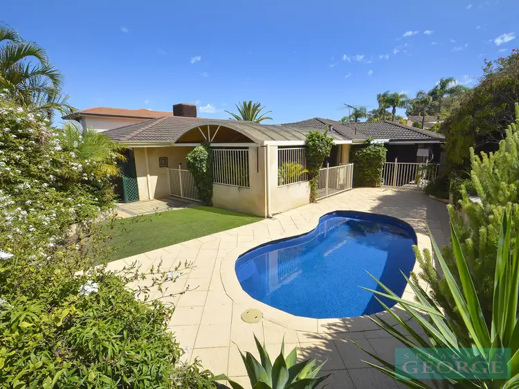 10 Sylvia Place, Duncraig WA 6023