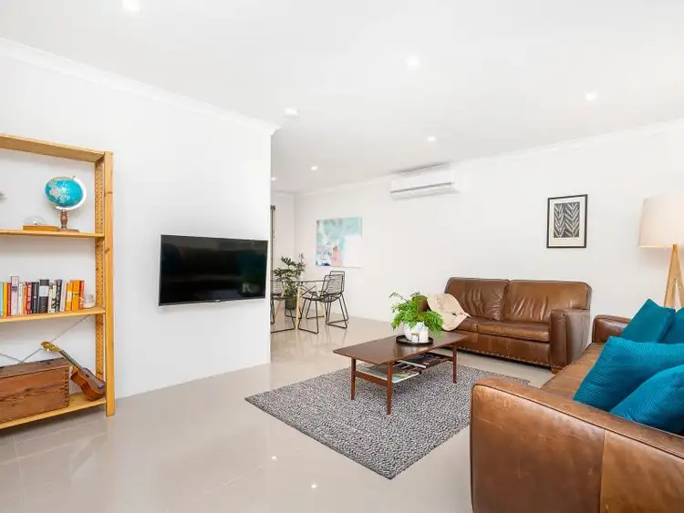 Fourth view of Homely semi-detached listing, 261B Huntriss Road, Doubleview WA 6018